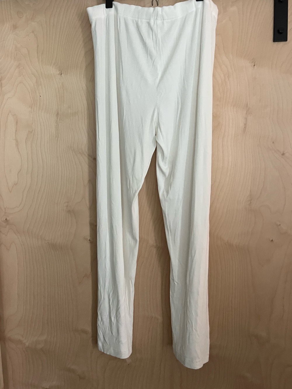 Skims Ribbed Wide-Leg Pants in White - Picture 10 of 11